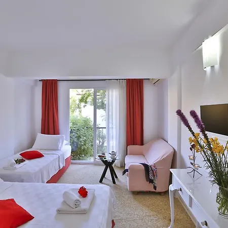 Kiraz Butik Bed & Breakfast *