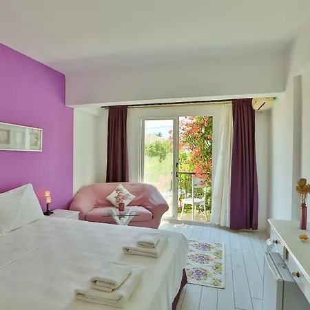 Bed and breakfast Kiraz Butik Alaçatı